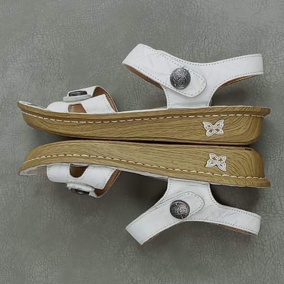 Algeria by PG Lite "Vienna" Wht. Embossed Leather 2 Strap Velcro Closure Size 37 - Picture 4 of 11